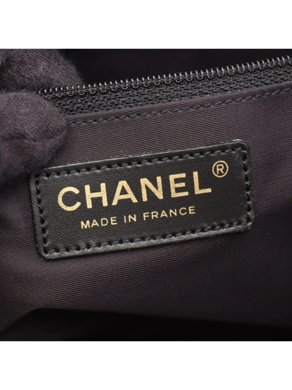 Chanel Tote New Travel Line MM Black Leather MM